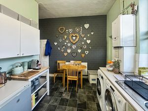 Photo 7- click for photo gallery